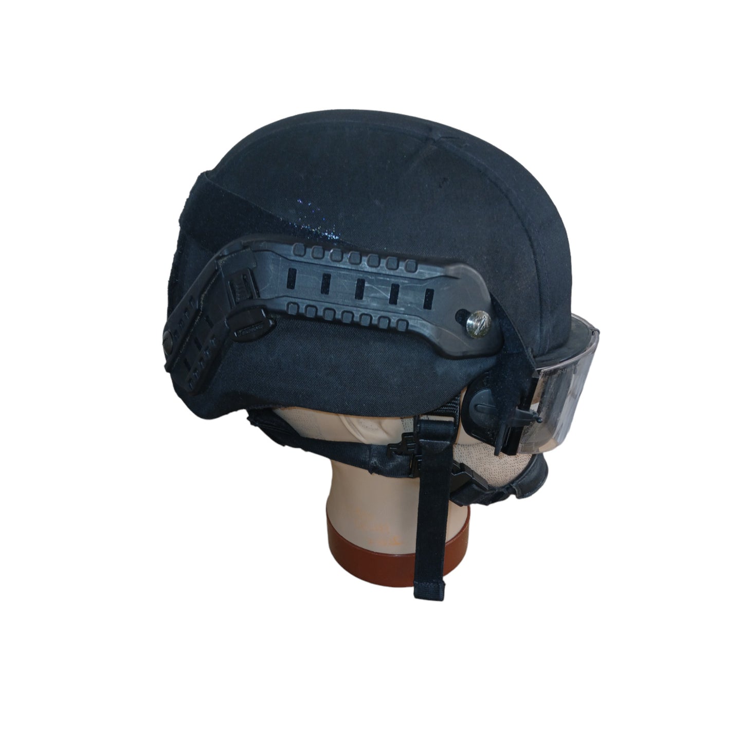 Aegis Ballistic Helmet With Ballistic Goggles & Klick Fast Dock Size X Large