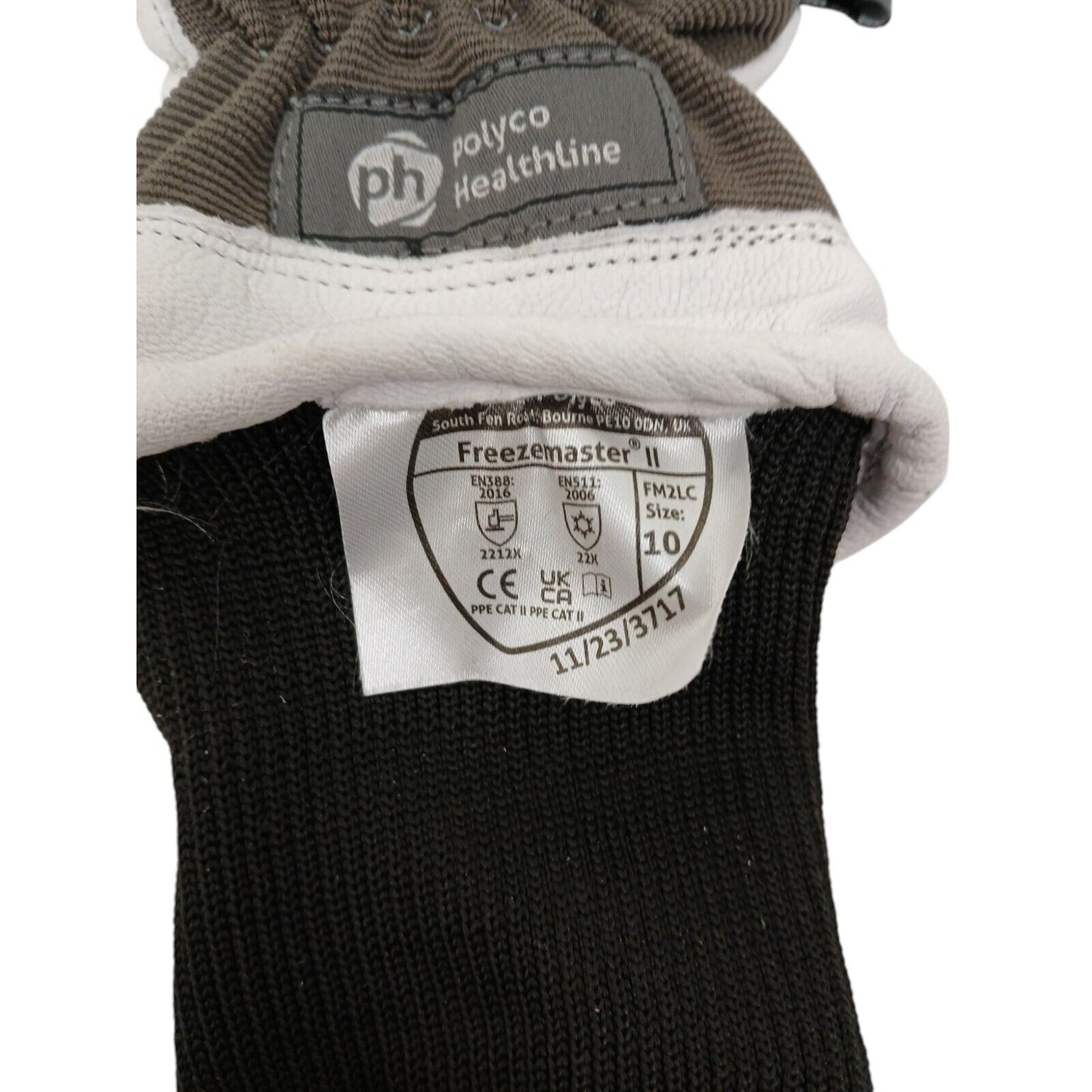 Polyco Freezemaster Pair Gloves Cold Resistant Black White Safety Protection