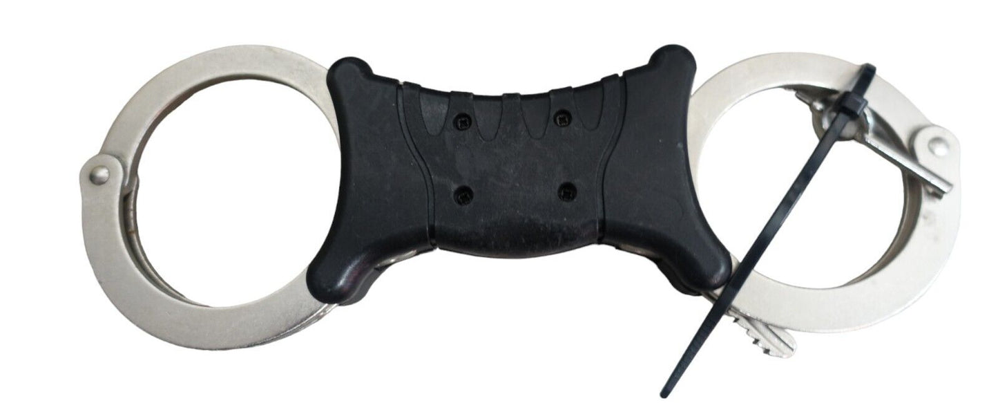 TCH840 Handcuffs Speedcuffs Cuffs Genuine Ex Police Rigid Handcuffs With 1 Key