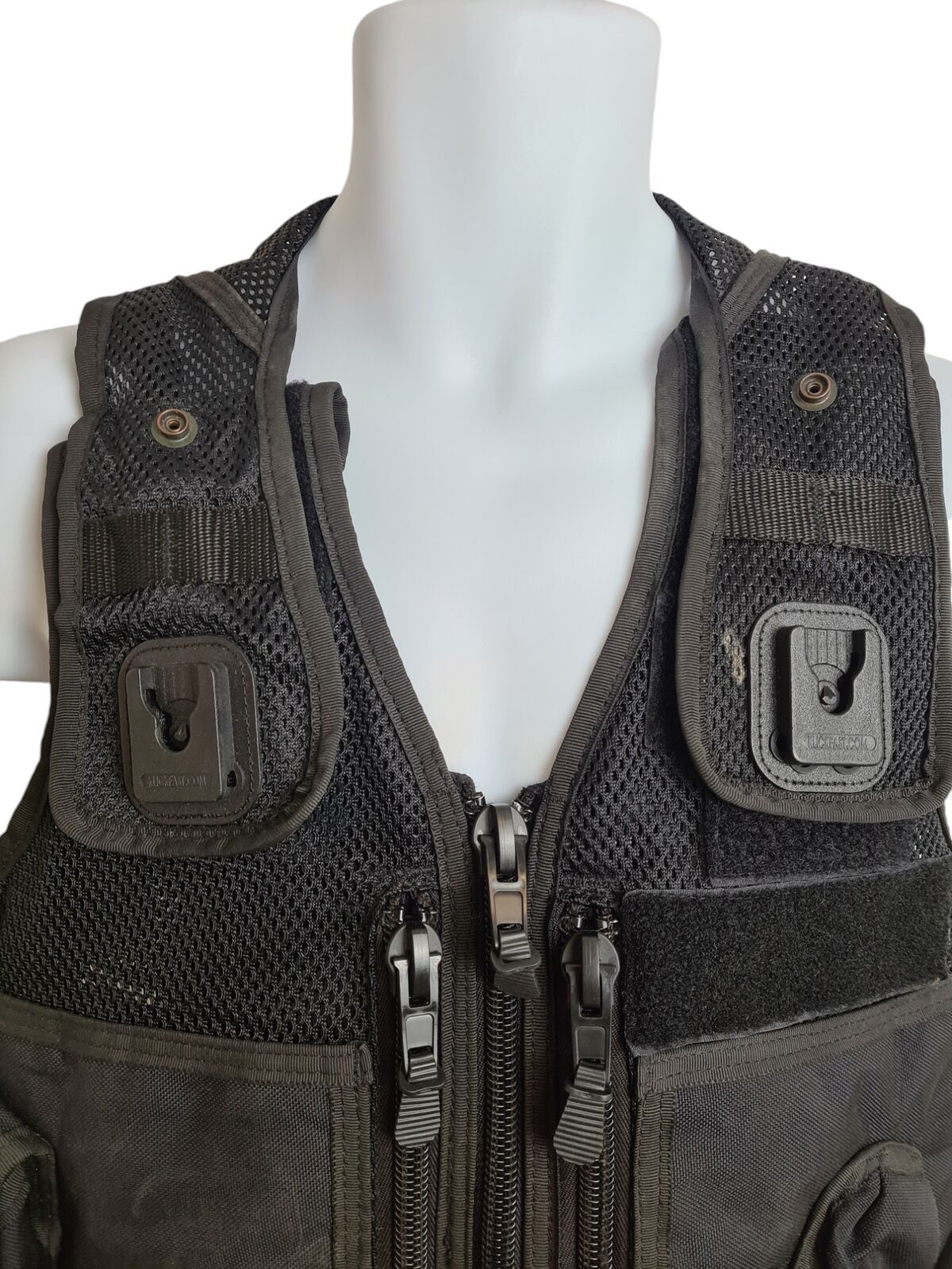 Arktis Tactical Utility Vest With Pouches Security Protection Airsoft Security