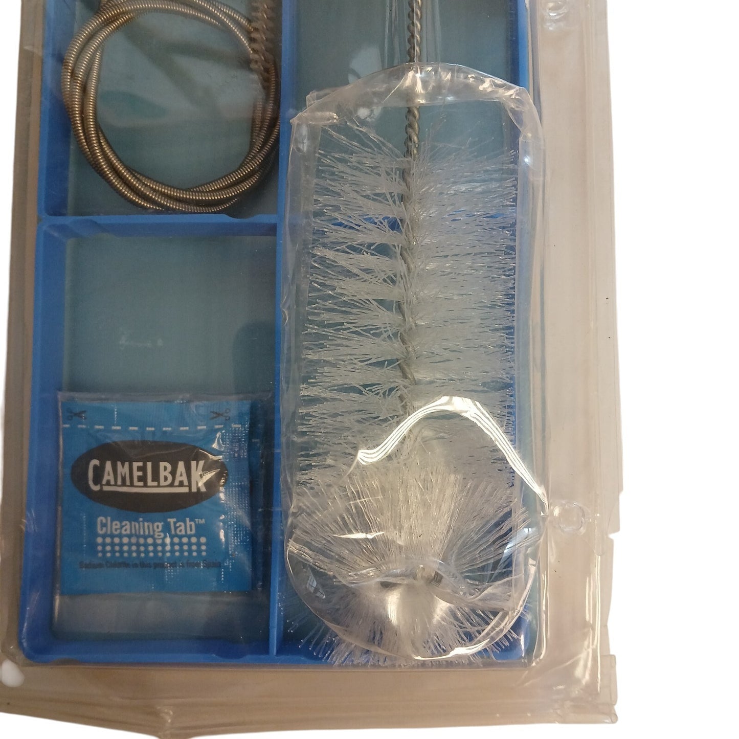 Camelbak 60112 Cleaning Kit With 2 Cleaning Tablets Reservoir Dryer Brushes