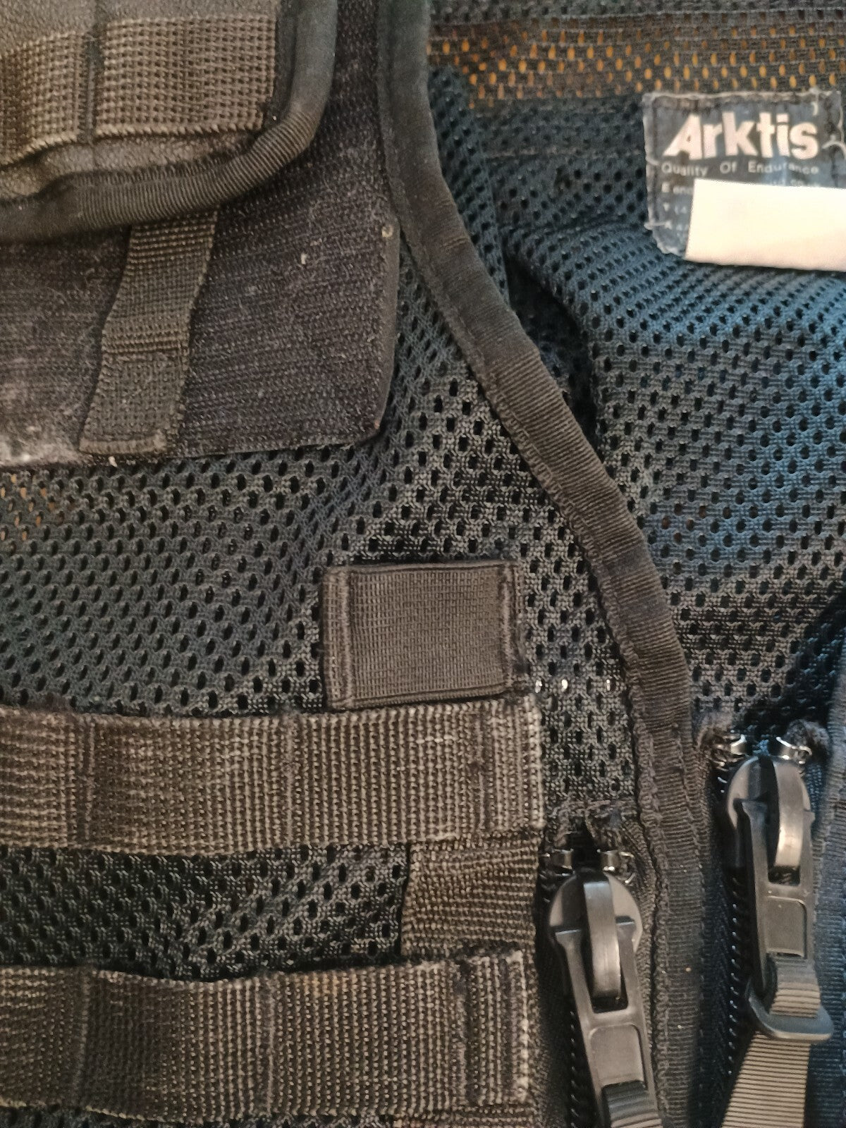 Arktis Molle Tactical Utility Vest Black Size L Adjustable Klickfast Security
