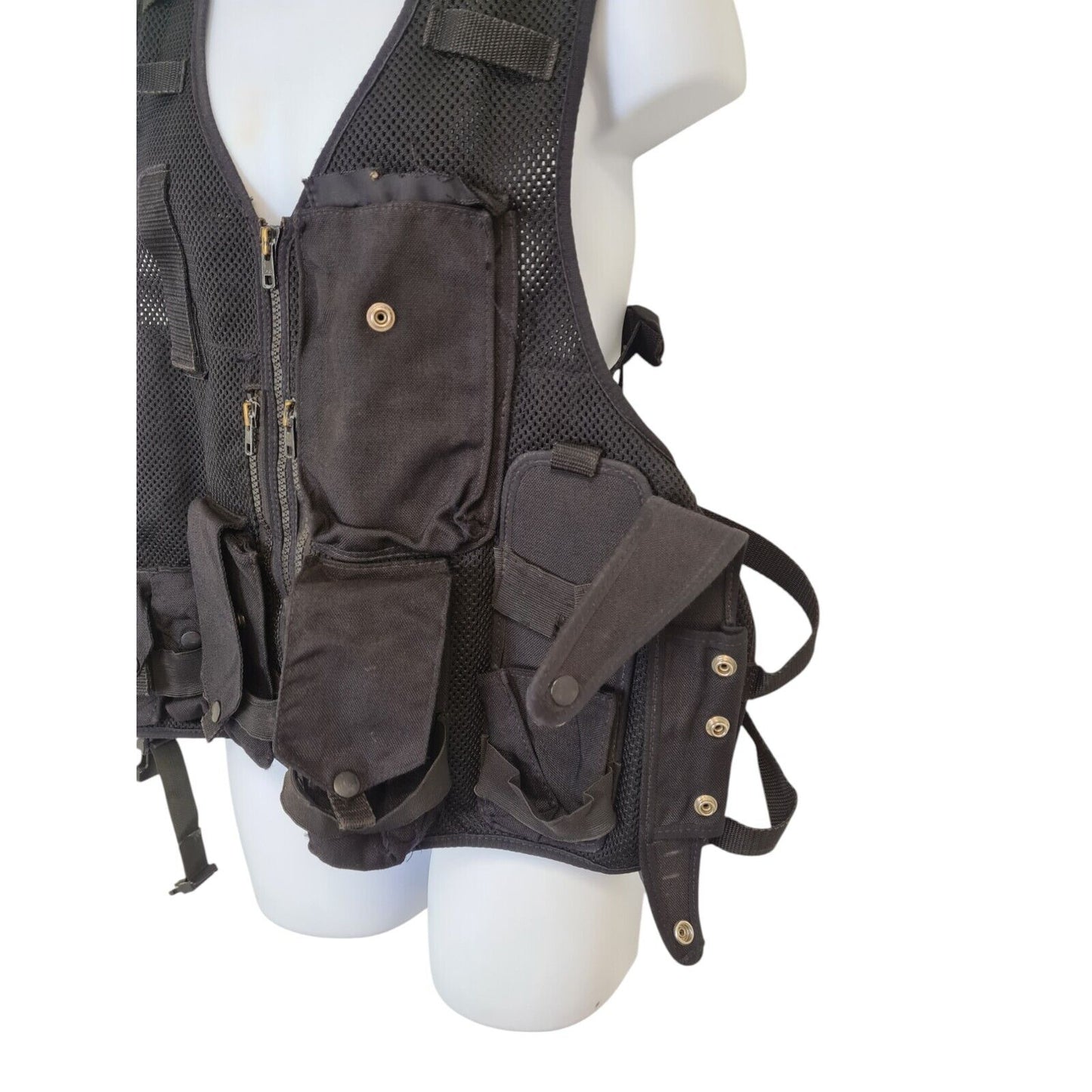 Tactical Vest Integrated Pouches Adjustable Airsoft Security Police Utility