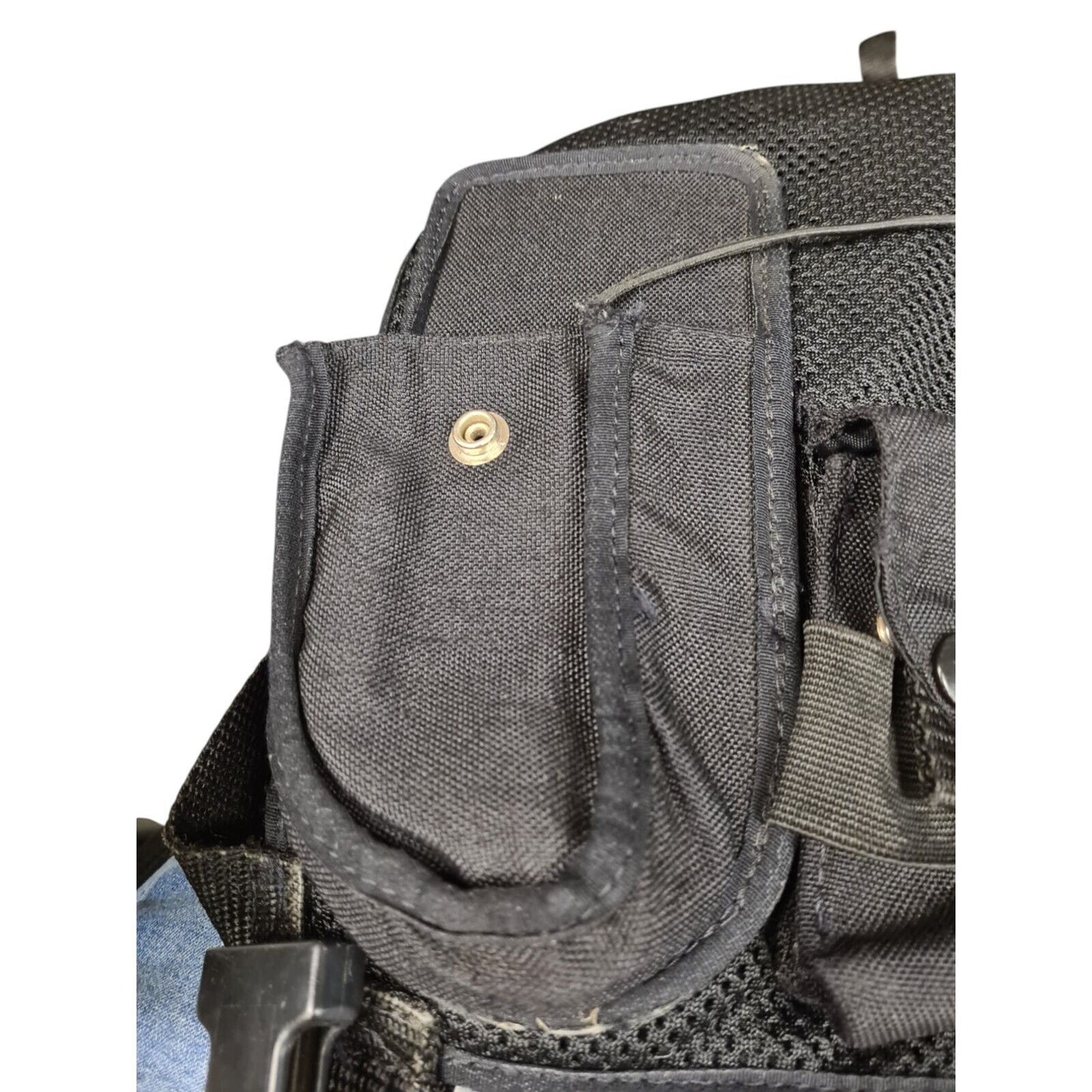 Tactical Vest Integrated Pouches Adjustable Airsoft Security Police Utility