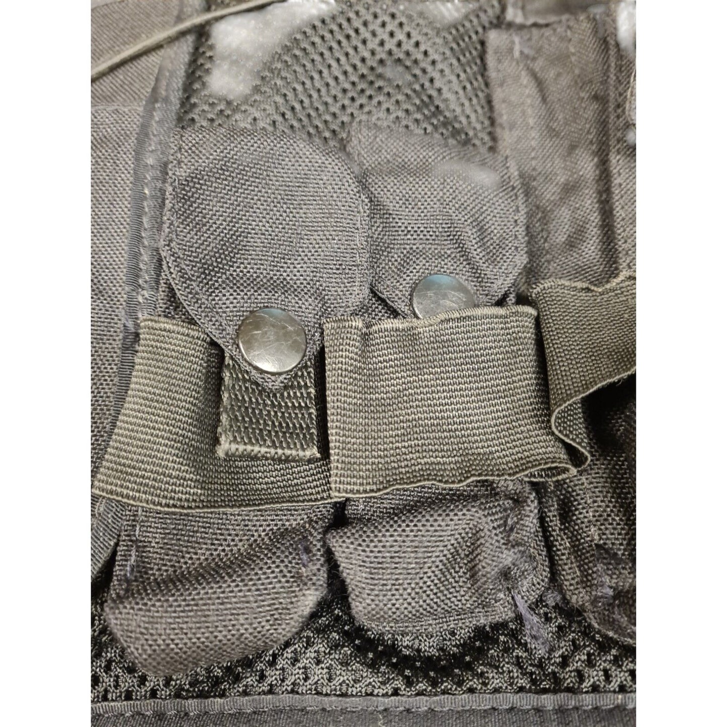 Tactical Vest Integrated Pouches Adjustable Airsoft Security Police Utility