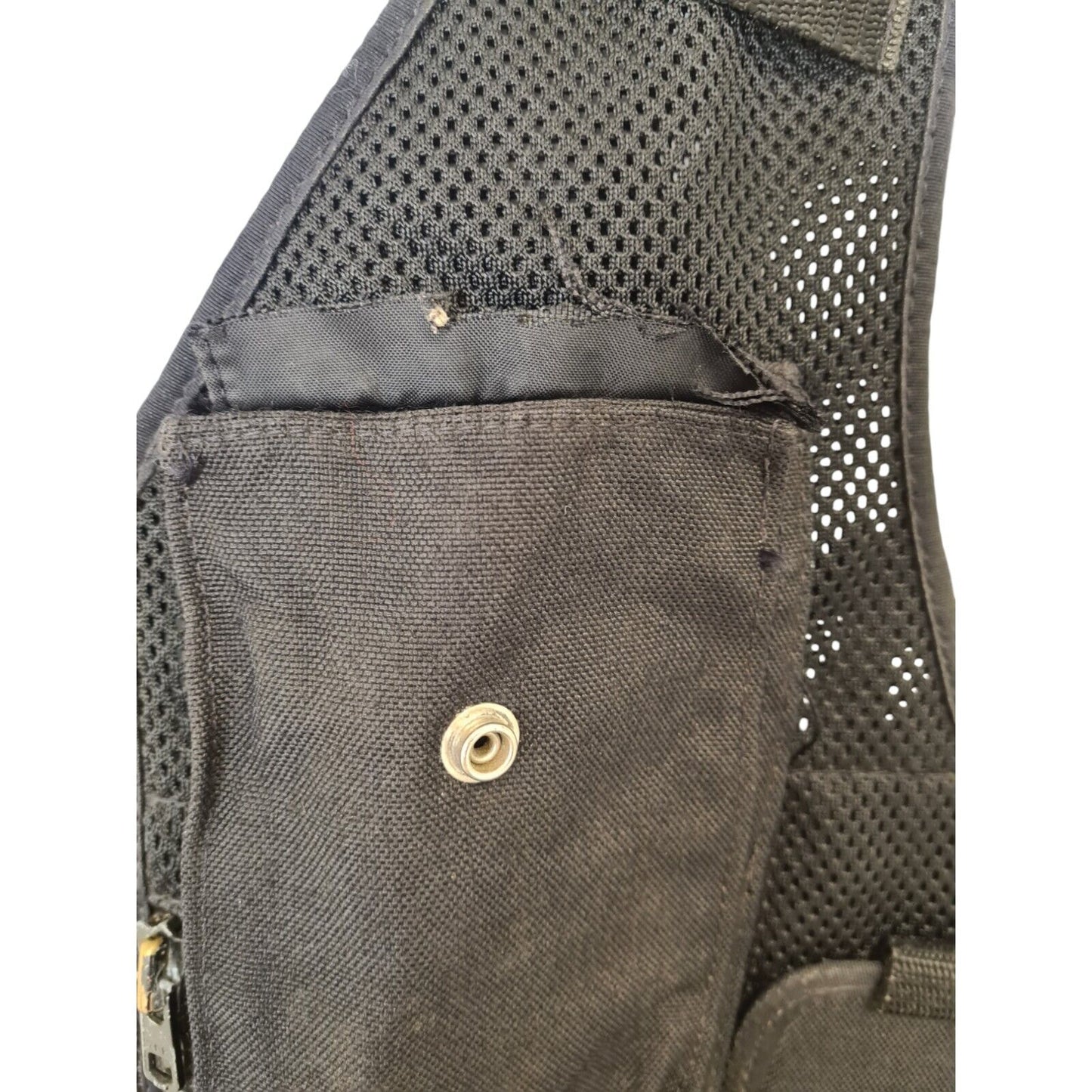 Tactical Vest Integrated Pouches Adjustable Airsoft Security Police Utility