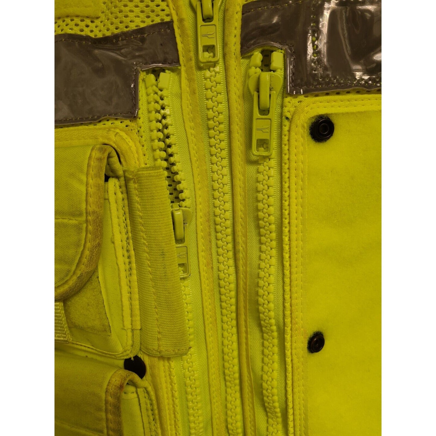 Tactical Vest Hi Viz Hi Vis Integrated Pouches Security Airsoft Police Size L