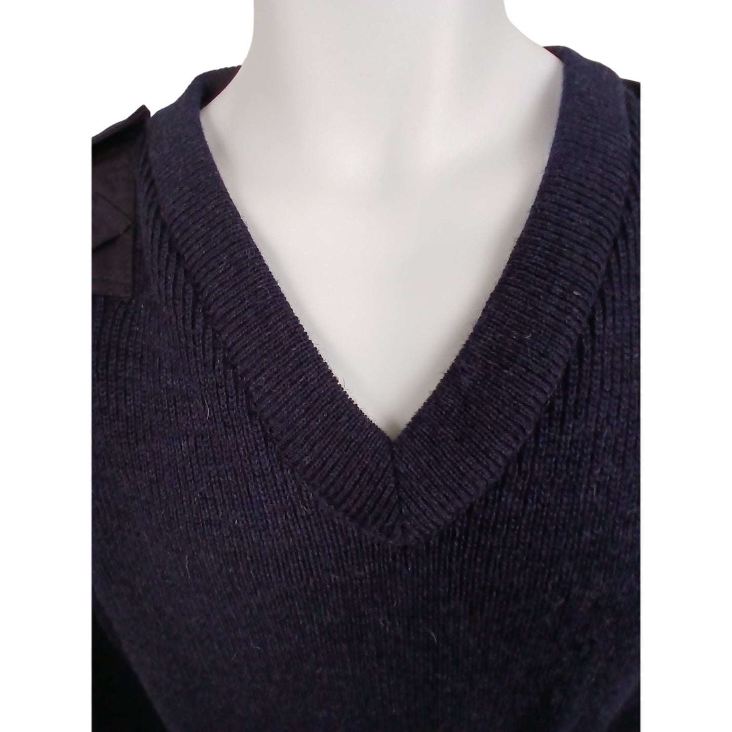 Woolly Pully Jumper Navy Blue V Neck 80% Wool Security Farmer Fishing Ex Police